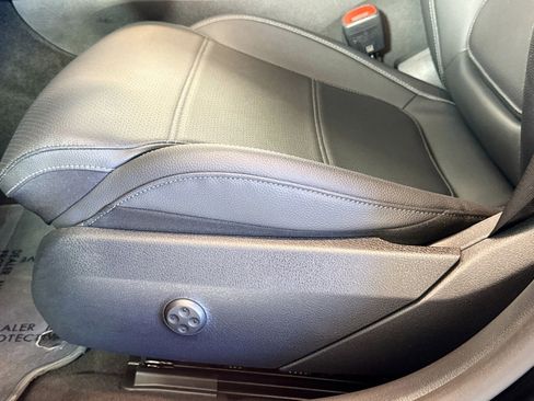 Used 2024 Mercedes-Benz C 300 Sedan image 18