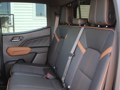 Used 2023 GMC Canyon AT4 w/ Technology Package image 42