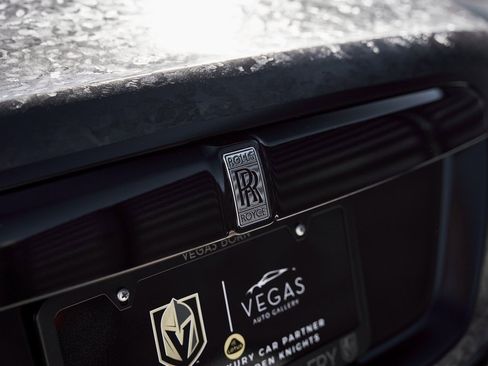 Used 2015 Rolls-Royce Wraith image 13