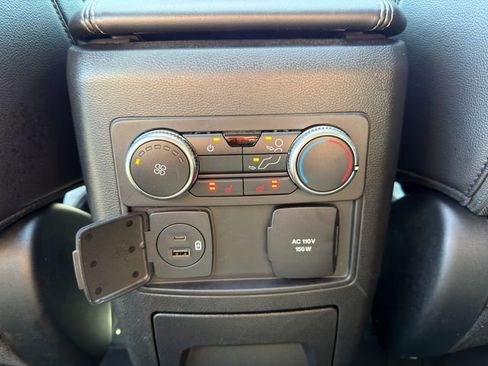 Used 2022 Ford Explorer Limited w/ Hybrid Equipment Group 310A AWD/4WD image 18