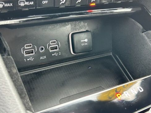 Used 2022 Jeep Grand Cherokee Overland w/ Adv Protech Group III image 49