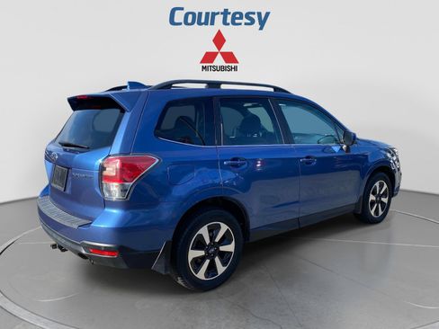 Used 2018 Subaru Forester 2.5i Limited AWD/4WD image 7