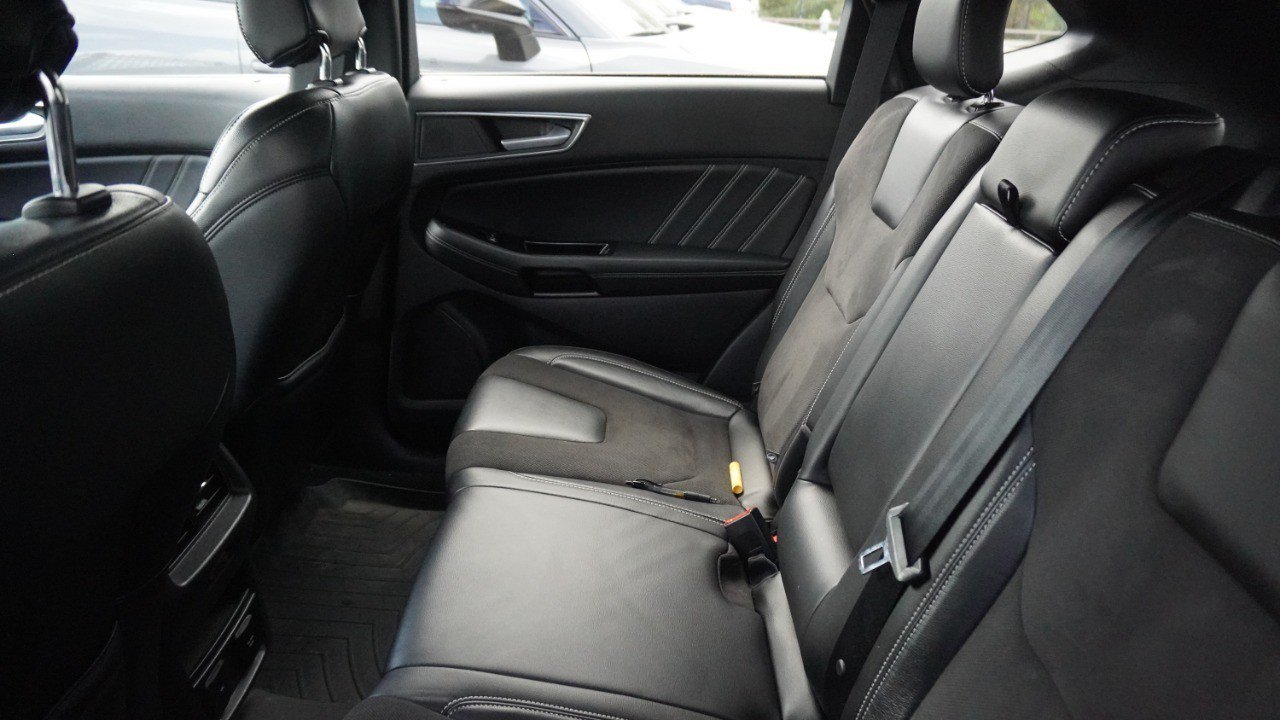Used 2019 Ford Edge ST w/ Equipment Group 401A AWD/4WD image 10