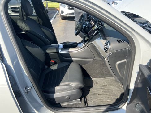 Certified 2026 Mercedes-Benz GLC 300 image 33