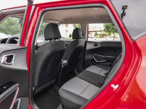 Used 2022 Kia Soul LX w/ Technology Package FWD image 45