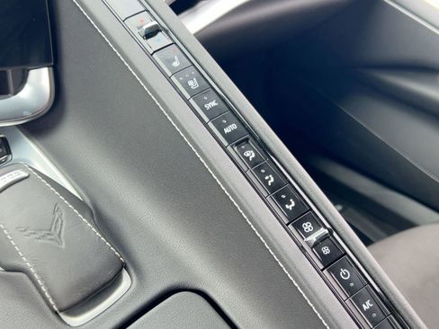 Certified 2021 Chevrolet Corvette Stingray Preferred Cpe w/ Z51 Performance Package image 17