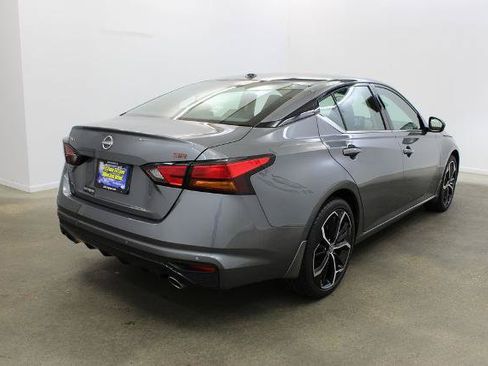 Certified 2026 Nissan Altima 2.5 SR FWD image 5
