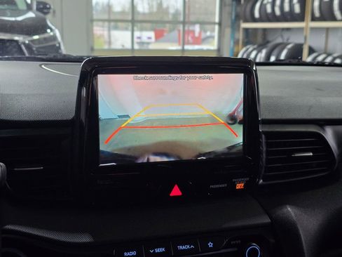 Used 2019 Hyundai Veloster N N w/ Performance Package image 11