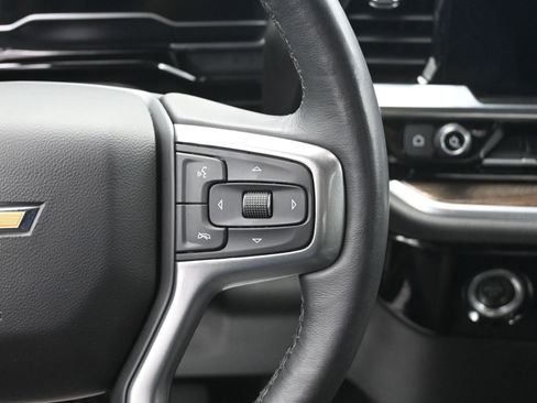 Used 2022 Chevrolet Silverado 1500 LT image 12