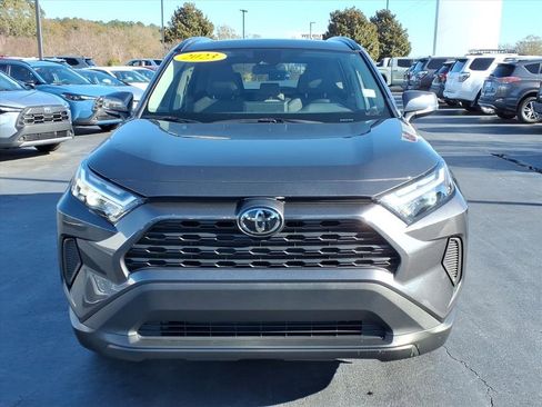 Used 2023 Toyota RAV4 XLE w/ Convenience Package image 8
