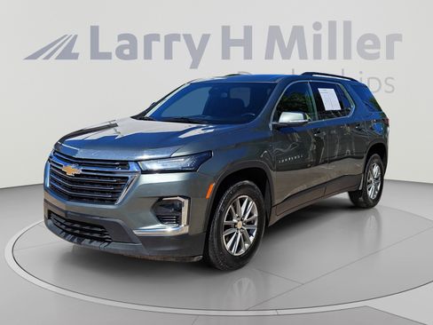 Used 2022 Chevrolet Traverse LT AWD/4WD image 1