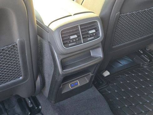 New 2026 Mercedes-Benz GLE 53 AMG 4MATIC image 18