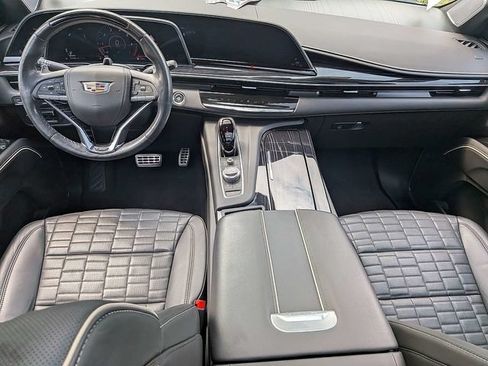 Certified 2023 Cadillac Escalade V w/ Heavy-Duty Trailer Package AWD/4WD image 17