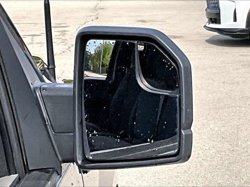 Used 2016 Ford F150 XL w/ Equipment Group 101A Mid AWD/4WD image 19