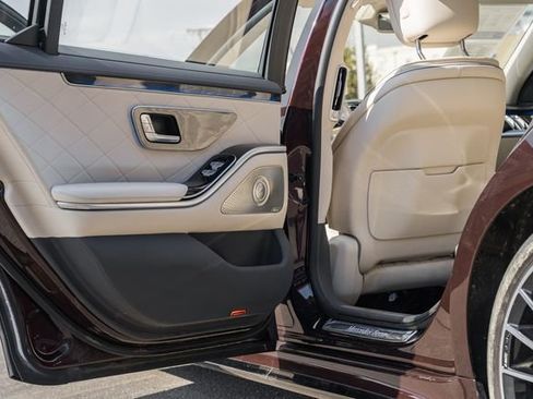 Used 2023 Mercedes-Benz S 580 4MATIC Sedan image 33