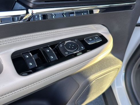 Used 2022 Lincoln Corsair FWD image 27