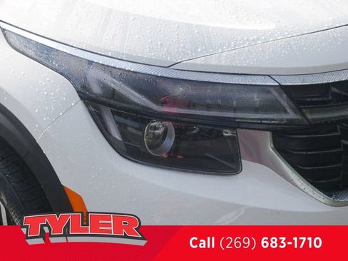 Used 2025 Kia Seltos S AWD/4WD image 10