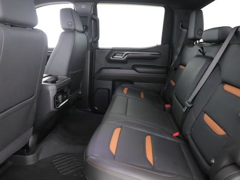 Used 2024 GMC Sierra 1500 AT4 AWD/4WD image 25