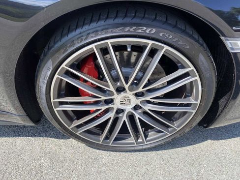 Used 2017 Porsche 911 Carrera 4S image 41