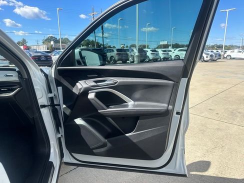 Used 2025 Audi Q5 Premium Plus image 25