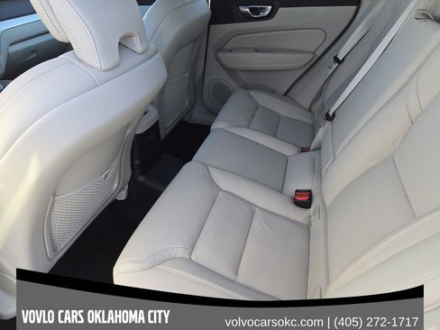 Used 2026 Volvo XC60 T8 Ultra w/ Protection Package Premier AWD/4WD image 30