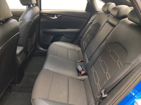 Used 2022 Kia Forte GT-Line w/ GT-Line Premium Package FWD image 18