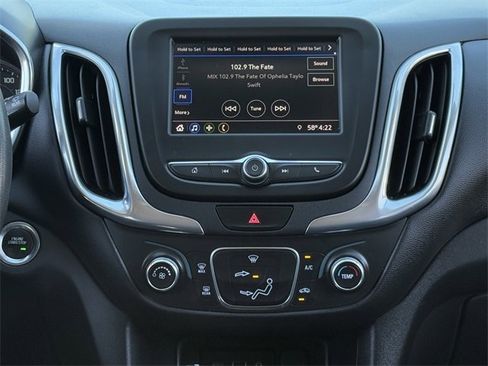 Used 2020 Chevrolet Equinox LT image 17