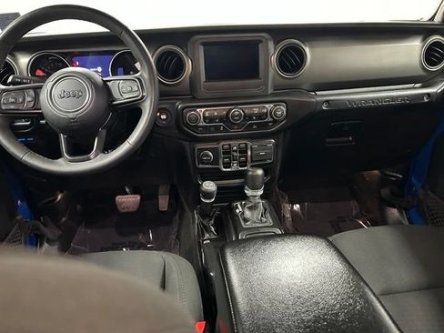 Used 2023 Jeep Wrangler Unlimited w/ Cold Weather Group AWD/4WD image 16