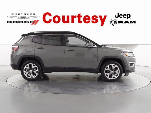 Used 2020 Jeep Compass Limited image 4