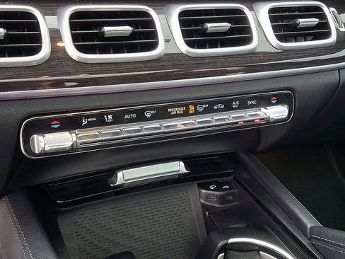 Used 2020 Mercedes-Benz GLS 580 4MATIC image 12