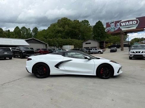 Used 2023 Chevrolet Corvette Stingray Premium Conv w/ 3LT RWD image 3