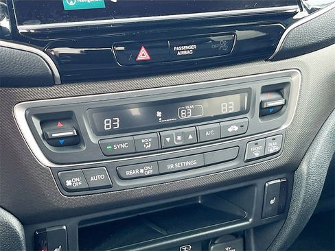 Used 2025 Honda Ridgeline TrailSport image 16