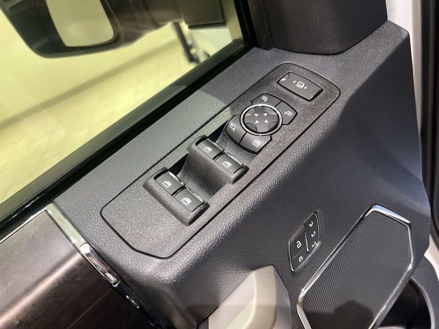Used 2022 Ford F350 Lariat w/ Lariat Ultimate Package AWD/4WD image 22