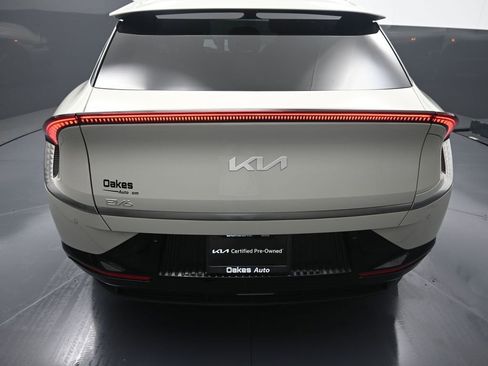 Certified 2022 Kia EV6 Wind w/ Wind Technology Package image 33