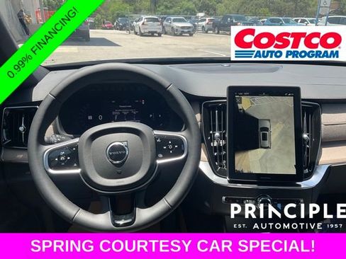 New 2026 Volvo XC90 B6 Plus w/ Protection Package Premier AWD/4WD image 17