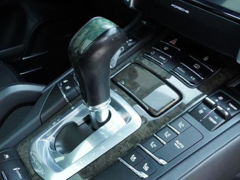 Used 2012 Porsche Cayenne Turbo AWD/4WD image 48