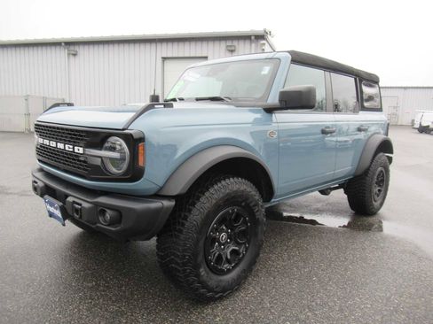 Used 2023 Ford Bronco Wildtrak image 1