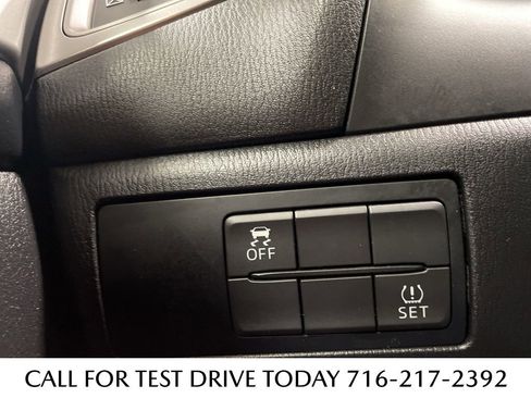 Used 2017 MAZDA MAZDA3 Sport w/ Preferred Equipment Package image 21