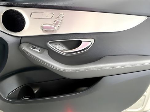 Used 2019 Mercedes-Benz C 300 C300 Sedan image 15