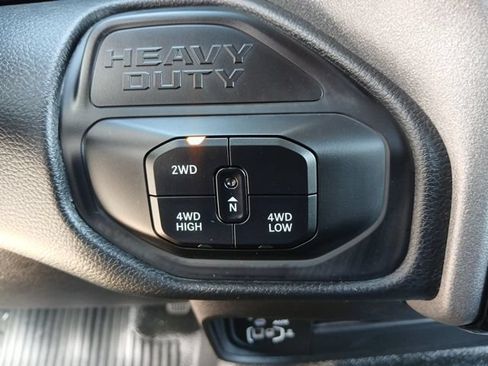 New 2026 RAM 3500 Tradesman AWD/4WD image 39
