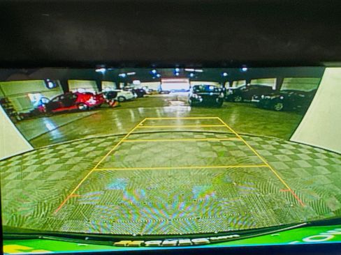 Used 2018 GMC Terrain SLE image 18