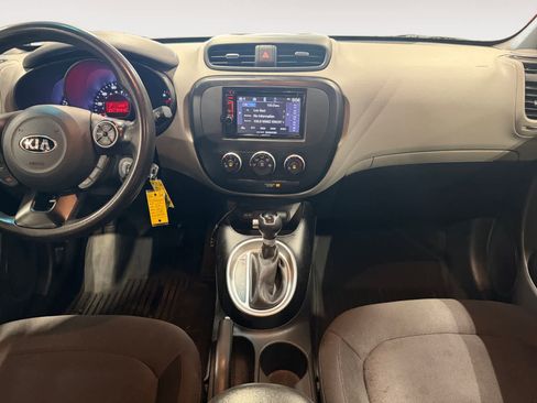 Used 2017 Kia Soul FWD image 11