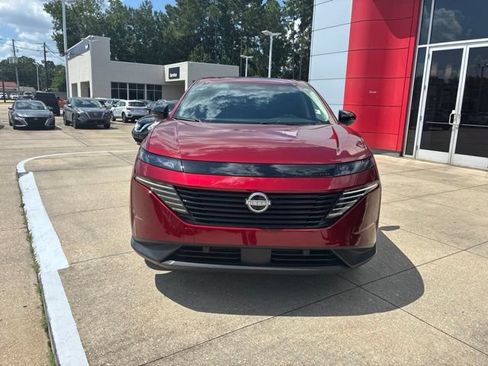 Used 2025 Nissan Murano SL AWD/4WD image 2