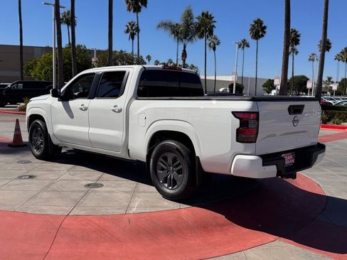 New 2026 Nissan Frontier SV w/ SV Convenience Package image 5