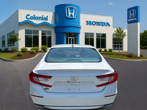 Used 2020 Honda Accord LX image 5