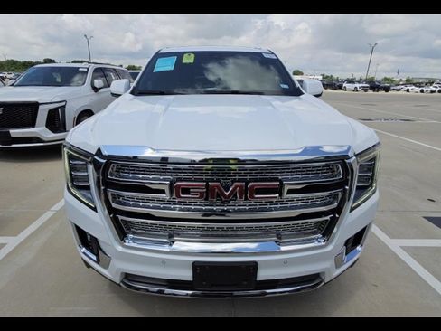 Used 2022 GMC Yukon SLT w/ SLT Luxury Package RWD image 6