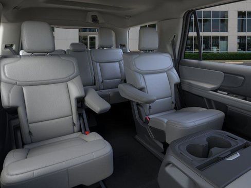 New 2026 Ford Expedition Active RWD image 41