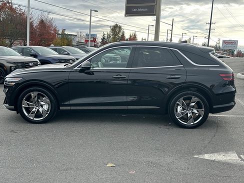 Used 2025 Genesis Electrified GV70 Advanced w/ Prestige Package image 6