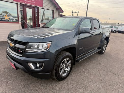 Used 2019 Chevrolet Colorado Z71 image 4