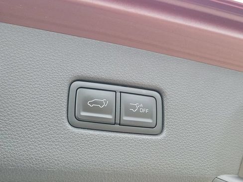 Used 2024 Kia Carnival SX Prestige FWD image 27